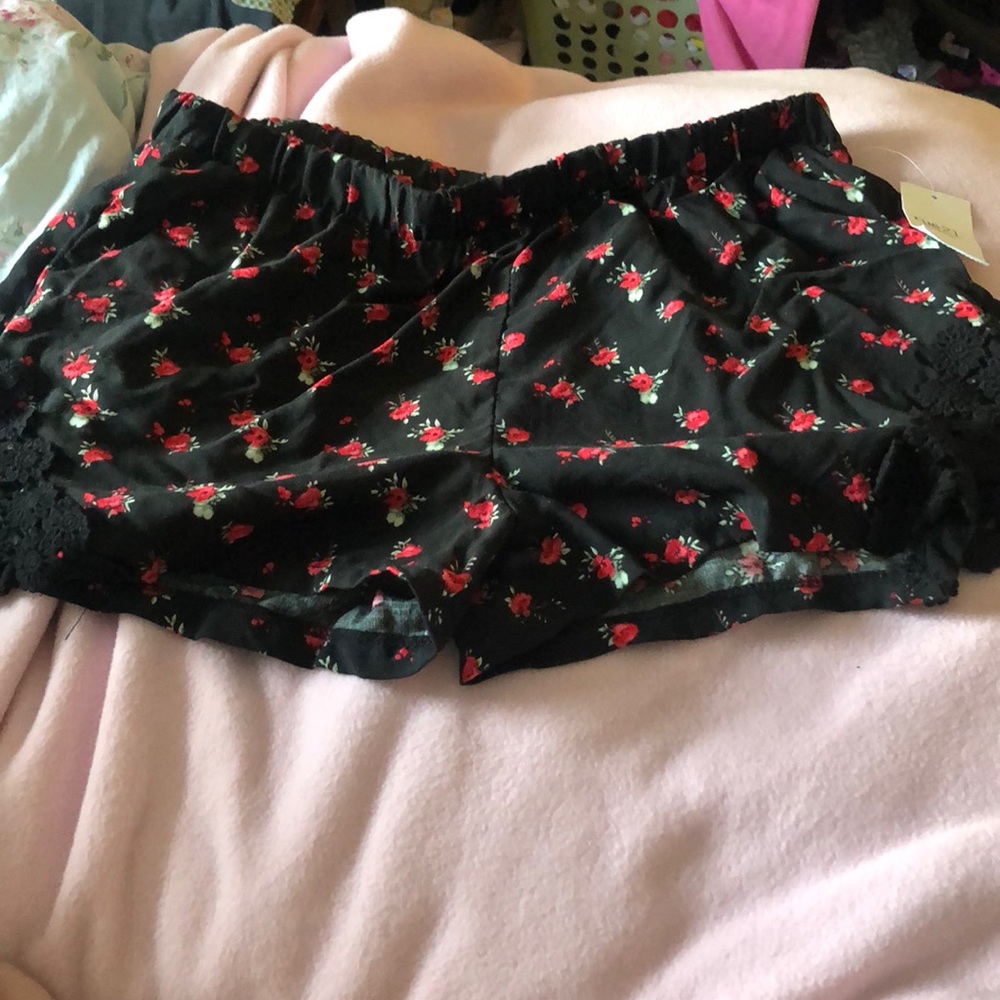 NWT rue 21 shorts